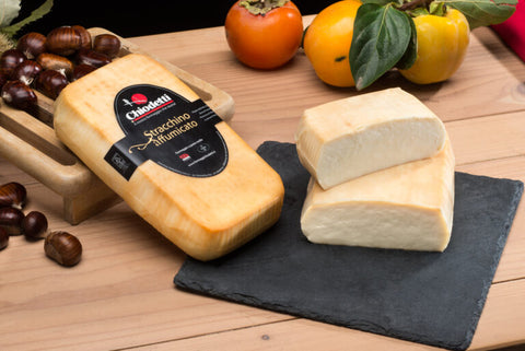 Stracchino stagionato affumicato